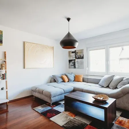 Daire Cozy Nest In Quiet Neighbourhood, Free Parking Ljubljana