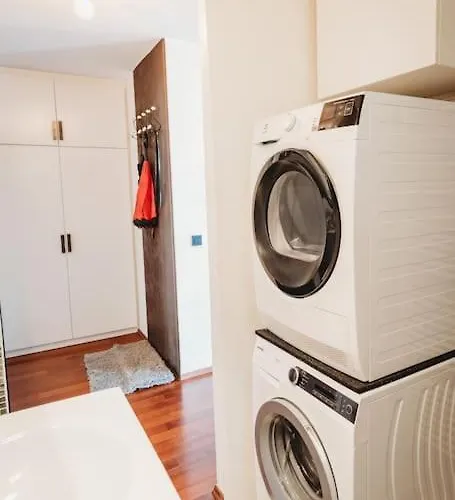 Cozy Nest In Quiet Neighbourhood, Free Parking Daire *